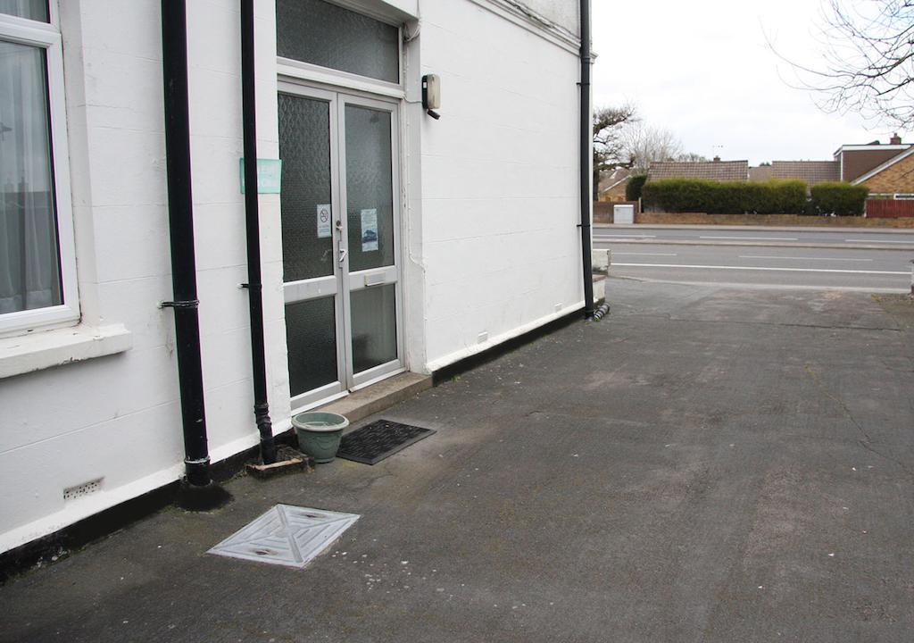 Dove Court Mini Lodge Almondsbury Exterior photo